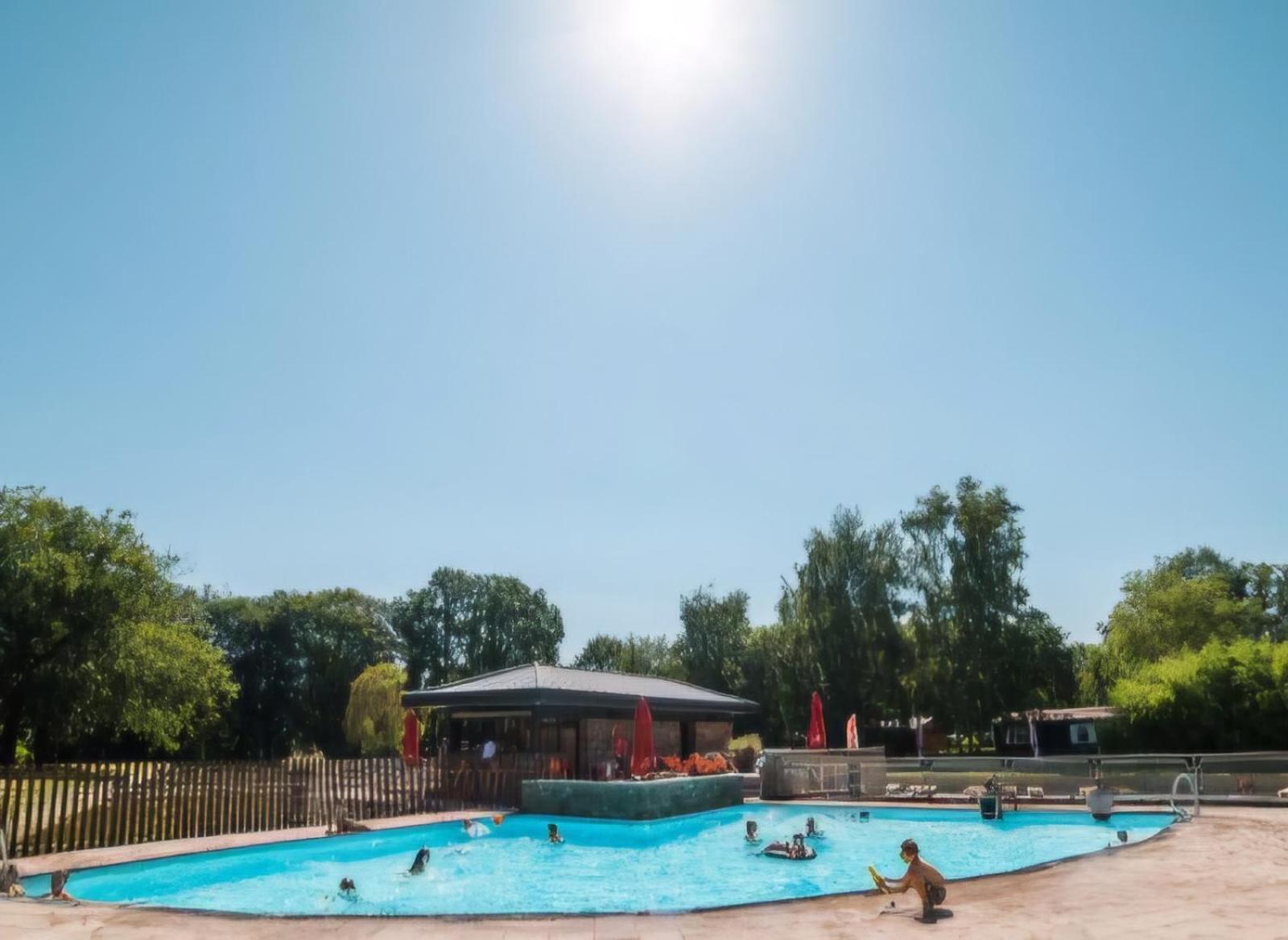 Вилла Pipowagen Met Prive Hot Tub Ланакен Экстерьер фото